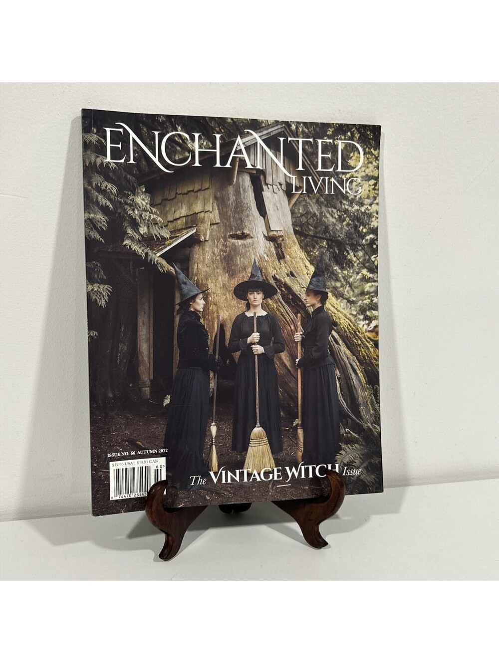 ENCHANTED LIVING Magazine The Vintage Witch Autumn 2022 Issue No. 60